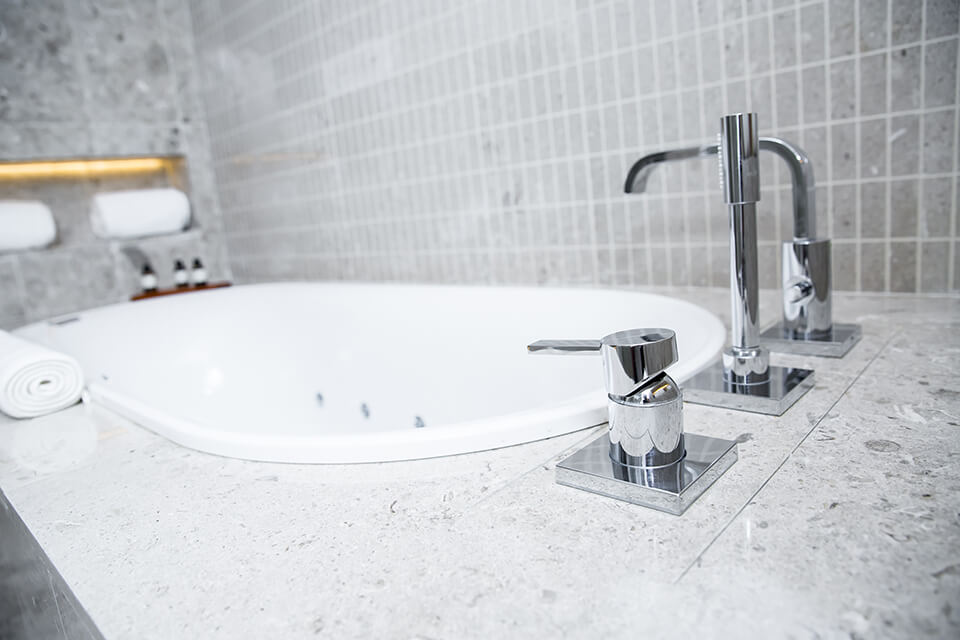 MonCost | Robinetterie de bain | Bath Faucets